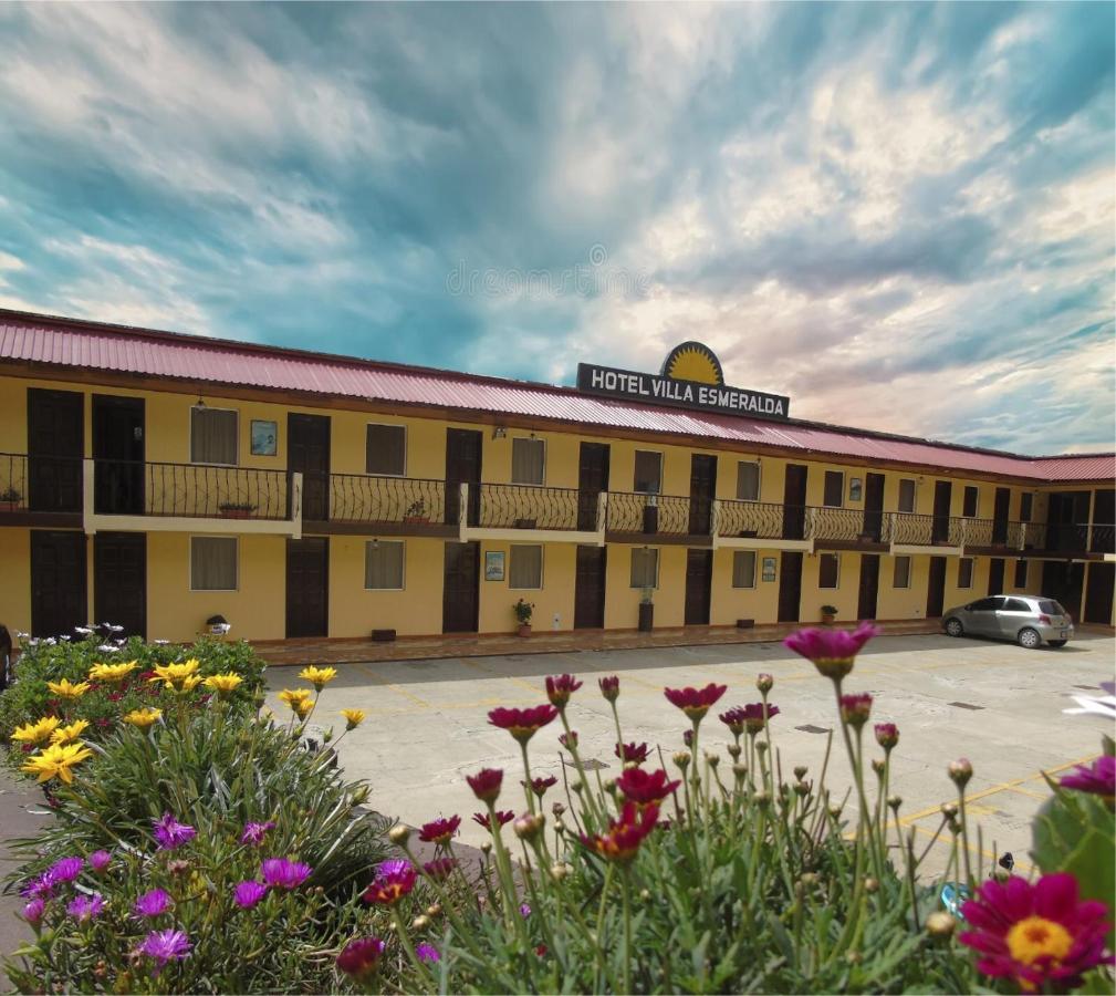 Hotel Y Restaurante Villa Esmeralda Quetzaltenango Dış mekan fotoğraf
