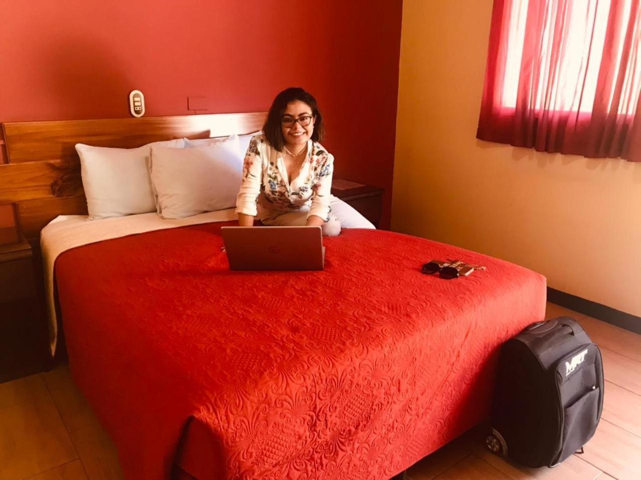 Hotel Y Restaurante Villa Esmeralda Quetzaltenango Dış mekan fotoğraf