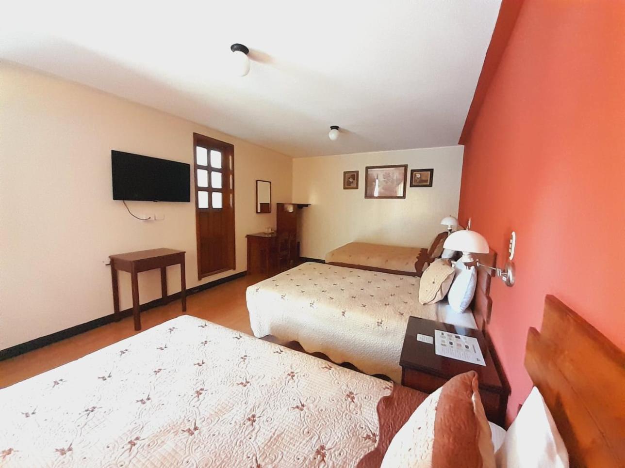 Hotel Y Restaurante Villa Esmeralda Quetzaltenango Dış mekan fotoğraf