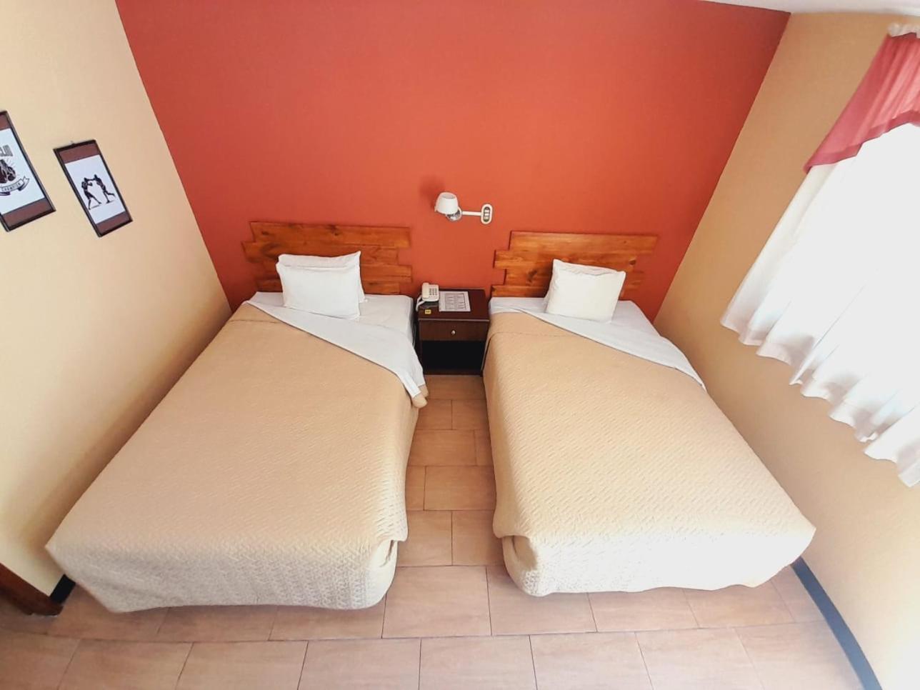 Hotel Y Restaurante Villa Esmeralda Quetzaltenango Dış mekan fotoğraf