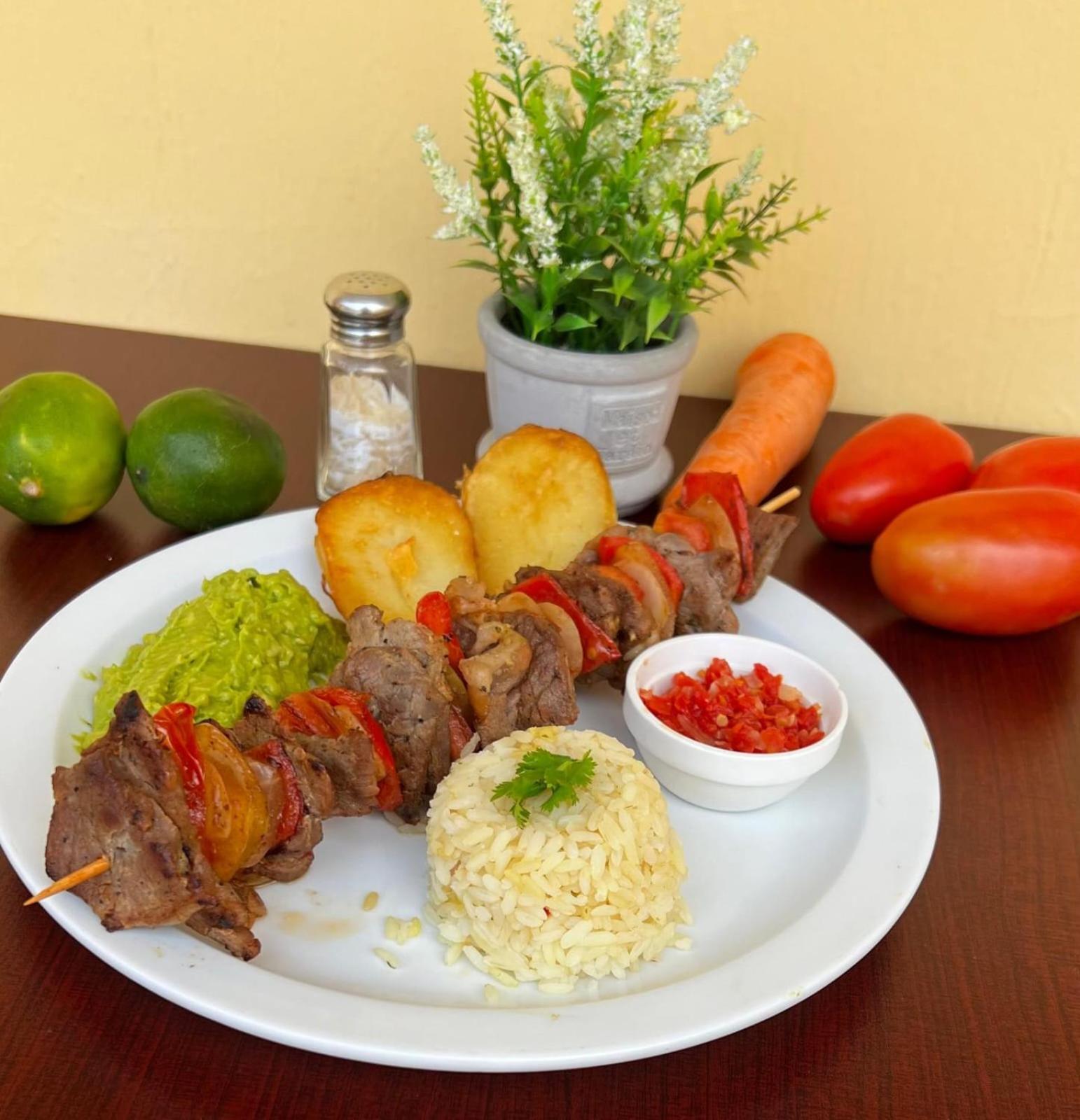 Hotel Y Restaurante Villa Esmeralda Quetzaltenango Dış mekan fotoğraf